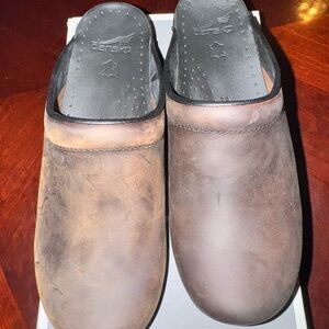 Dansko women’s Two-Tone Brown Slip-Ons